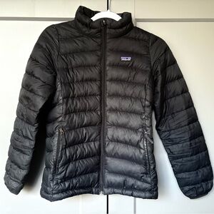 Patagonia down sweater jacket Girls YL in black